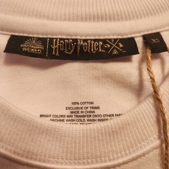 Harry Potter New York Crew Neck Sweater - Picture 4 of 6